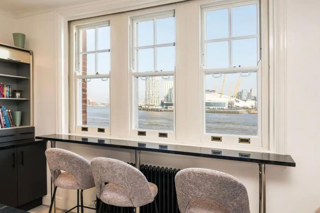 3 X Bedroom Riverside Flat With Hot Tub On Roof Terrace London Exterior photo
